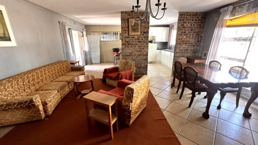 4 Bedroom Property for Sale in Sybrand Park Western Cape